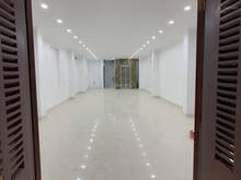 Hình ảnh Cho thuê tầng 1 phố Hoàng ngân, cầu giấy. Giá 13tr