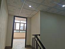 Hình ảnh Cho thuê nhà 2 tầng đường Nguyễn Phước Lan