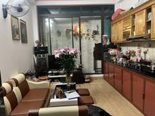 Hình ảnh Nhà nguyên căn full đồ Nguyễn Văn Cừ ngõ thông ô tô chỉ hơn 10 triệu