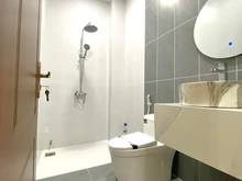 Hình ảnh Nhà bán gấp hẻm xe hơi 4,5m, 3PN 4WC, có sổ hồng riêng