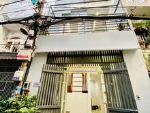 Hình ảnh NHÀ ĐẸP GIÁP QUẬN 1. Cần Tiền Trả Nợ Bán Gấp