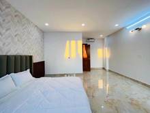 Hình ảnh Hẻm Xe tải Thông, Hẻm 513  Phạm Văn Bạch,108M2 x 5 Tầng,14 Phòng CHDV