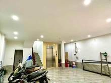 Hình ảnh Chính chủ bán nhà ngõ 184 Vương Thừa Vũ, thang máy, ngõ thông rộng