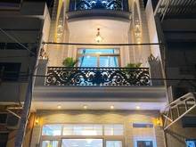 Hình ảnh Bán nhà trệt 2 lầu sân thượng -full nội thất cao cấp- giá 5.2 tỷ