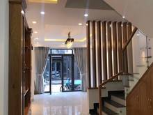 Hình ảnh Bán nhà cực đẹp Âu Cơ. Oto vào Sân nhà.