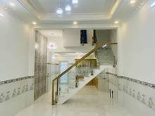 Hình ảnh Gia đình định cư bán nhà Đoàn Văn Bơ Quận 4 40m2 2Tỷ050TL