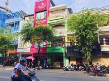 Hình ảnh Nhà MT Nguyễn Gia Trí, 88m2, 3 tầng, sàn suốt đẹp