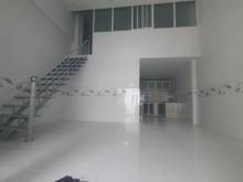 Hình ảnh bán nhà sát ĐÔNG TĂNG LONG xe hơi tận nhà 1 trệt 1 gác bê tông 2 pn2wc