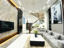 Hình ảnh Bán nhà mới 38m2*5 tầng, full nội thất,ngõ ba gác, phố Minh Khai giá 3