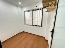 Hình ảnh Bán nhà đẹp Lạc Long Quân, 15m2, 4 tàng, sổ riêng, 1.62 tỷ