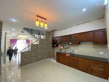Hình ảnh Chuyển nhà về quê bán nhà 1T 1L Bùi Văn Ba, Q7 DT 54m2. Giá 1tỷ-SHR