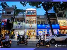 Hình ảnh Phố kinh doanh thời trang, Chùa Bộc Đống Đa, Diện tích rộng hơn 80m