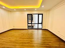 Hình ảnh Nhà Mới Thịnh Hào - Đống Đa DT 40M2X5 Tầng Giá 4.6 Tỷ NGÕ BA GÁC TRÁNH