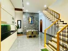 Hình ảnh Kd thua lỗ bán gấp nhà 1T 1L, 61m2, Khánh Hội Q4,SHR.Giá 1tỷ250