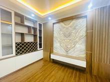 Hình ảnh Nhà Tôn Đức Thắng - Đống Đa DT 35M2x5Tầng Giá 4.5 Tỷ 3M RA Ô TÔ TRÁNH