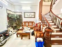 Hình ảnh Cực Đẹp. Nhà Cầu Giấy 50m2, Lô góc 3, Nở hậu, 60m ra Phố, Giá 5,6 tỷ.