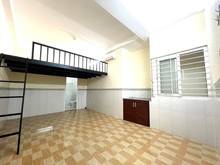 Hình ảnh CH Duplex Nội Thất Trống Có Cửa Sổ - Đường Thành Thái Quận 10