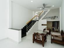 Hình ảnh Bán nhà nguyên căn hiện đại 4x15 1 trệt+1 lửng+1 lầu SHR