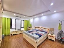 Hình ảnh Nhà Mới Hào Nam - Đống Đa DT 45m2 x 6 tầng Giá 6 Tỷ, MẶT NGÕ 2 THOÁNG