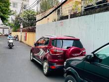 Hình ảnh Nhà nát Bùi Đình Tuý tiện xây mới 4.7x20, 10.5 TỶ,  hẻm oto tránh, sổ