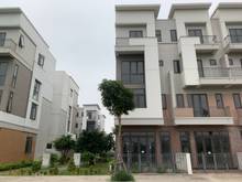 Hình ảnh Cần bán nhanh căn Shophouse 4 tầng đối diện chung cư giá siêu rẻ