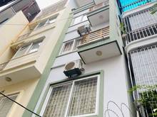 Hình ảnh Bán nhà Xuân La, nhà thoáng sáng, ba gác chạy vèo vèo, 38m, 4.98 tỷ