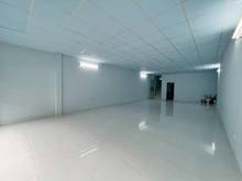 Hình ảnh Chỉ 1 căn duy nhất giá rẻ bất ngờ ngay mặt tiền Quận 1 - DT 7*20m