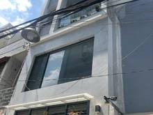 Hình ảnh Xuất cảnh bán gấp HXH đường Lý Chính Thắng, Quận 3 DT 4x12m, 2 lầu