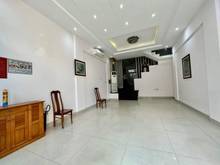 Hình ảnh Cho thuê nhà mới Gần Dương Đình Nghệ thích hợp ở- làm văn phòng