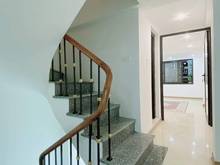 Hình ảnh Bán nhà đẹp Chùa Láng, 34m2, 4 tầng, 4 ngủ, ô tô gần, 4.5 tỷ