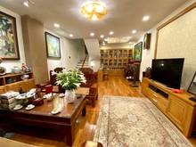 Hình ảnh Bán nhà Võng Thị, nội thất đẳng cấp, view hồ tây, 42m, 7.2 tỷ