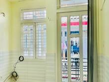 Hình ảnh Cho thuê nhà đs 8 p11 hẻm thông xe hơi dt 3x6m 1 lầu 1 lững