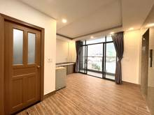 Hình ảnh Cho Thuê Căn Hộ Có Ban Công Trước Sau, Thang Máy đường Trần Bình Trong