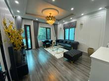 Hình ảnh bán gấp nhà 296 lĩnh nam,dt34m,5tang oto vào nhà ,thang máy