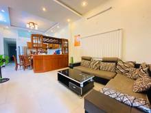 Hình ảnh Cho thuê nhà 2 tầng, full nội thất, Kiệt K432 Võ Nguyên Giáp, sát Biển