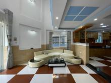 Hình ảnh Xe Hơi Ngủ Trong Nhà, Chính Chủ Bán Gấp 5 Tầng DT 5.5x10, Giá 6.8  tỷ