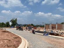 Hình ảnh Bán đất ngay tuyến đường ĐT 741- đối diện kcn Tân Bình. DT100m, full.