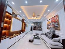 Hình ảnh Chính Chủ Cần Bán Gấp Nhà Lạc Long Quân 60m2 5T - Giá 7.8Tỷ