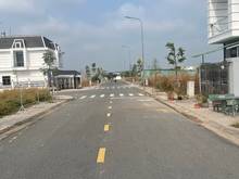 Hình ảnh Mở bán đất mặt tiền. Full thổ cư . Dien tích 100m2/2tỷ8 . Quận 2 .