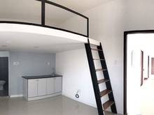 Hình ảnh Phòng mới gác lửng, có máy lạnh, bếp, mát mẻ. Gần ĐH Công Nghiệp