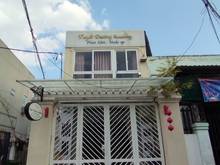 Hình ảnh Thuê nhà nguyên căn đẹp rực rỡ Nguyễn Thị Thập Quận 7,100m2,Giá 25tr/T