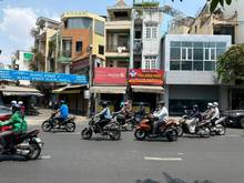 Hình ảnh Cho thuê nhà nguyên căn Đinh Tiên Hoàng Quận 1 6,5mx17m 2T 55 triệu