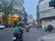 Hình ảnh Mặt tiền kinh doanh khuvip Phan Xích Long. Ngang lớn 8m2. 16 tỷ.