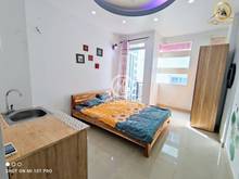 Hình ảnh Cho Thuê Căn Hộ Cửa Sổ Ban Công gần Phan Xích Long giáp ranh Quận 1