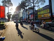 Hình ảnh Cho thuê nhà đường Lê Thánh Tôn Q1. Kinh doanh