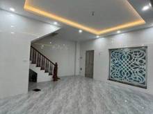 Hình ảnh Cho thuê nhà mặt phố Định Công Thượng, phố kinh doanh sầm uất.