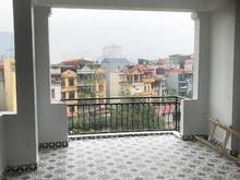 Hình ảnh Bán nhanh nhà Đê La Thành, giá chỉ 5.3 tỷ, 55m2x5T, mới đẹp, ở luôn