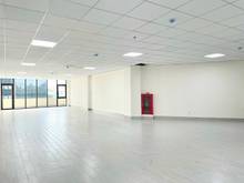 Hình ảnh Cho thuê nhà nguyên căn Nguyễn Thái Bình Tân Bình 15mx30m 4T 219 triệu