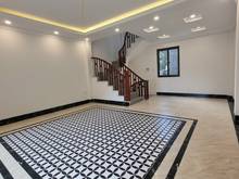 Hình ảnh Bán nhà Long Biên ngay ngã tư Thạch Bàn Cổ Linh,54m2 4,5 tầng 3,65 tỷ