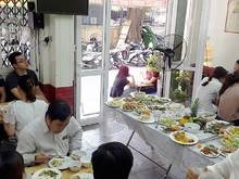 Hình ảnh 15 tr/tháng! Ô tô tránh! Kinh Doanh! Mặt ngõ Hoàng Cầu 49mx4T, mt5.6m